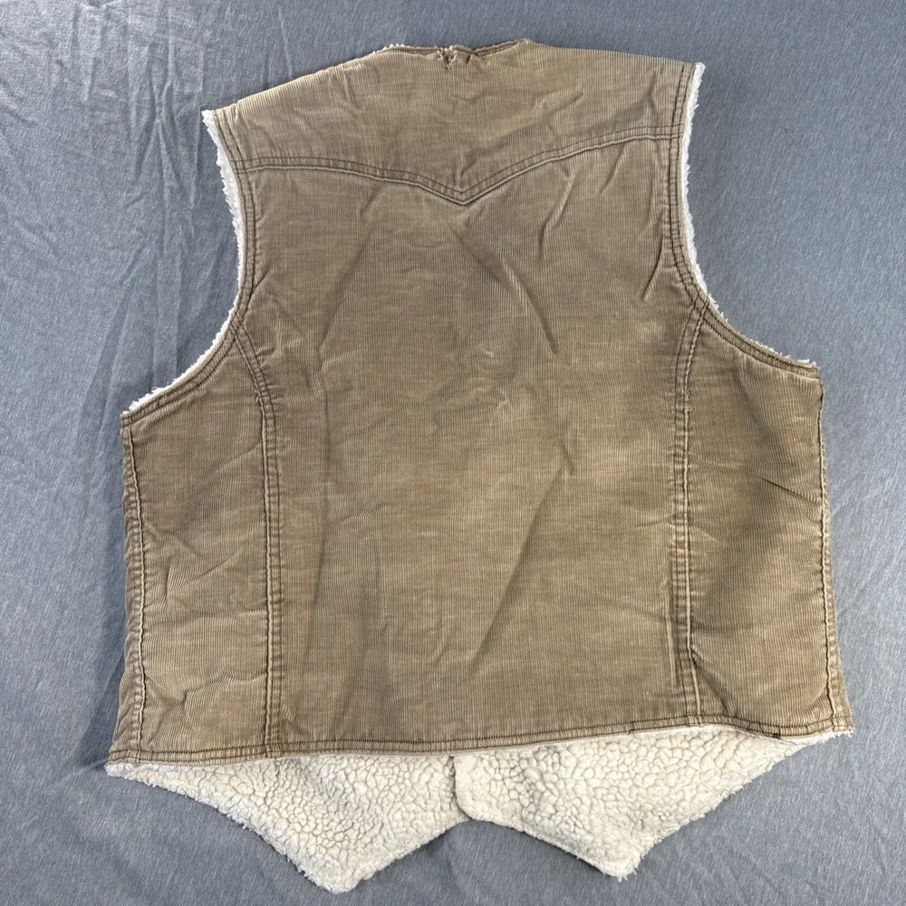 Vintage 70s Levis Vest Men's XL Tan Corduroy Sherpa Lined Western Snap Made USA
